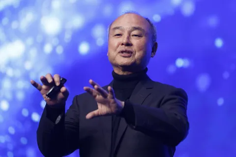SoftBank Seeks Record $40 Billion Loan to Expand OpenAI Stake